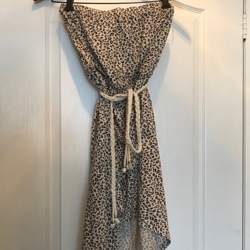 Strapless dress